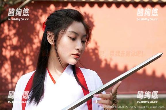蜜桃社 - 泳池休闲：木奈奈必备图包，带我去游泳吧！