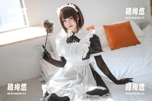 蜜汁猫裘的透明女仆：高清版是我幻想中的完美保姆？