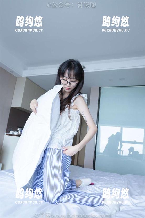 袜啵啵 - 小淳在线：错觉，牛奶不止来自牛，更来自她的样子！