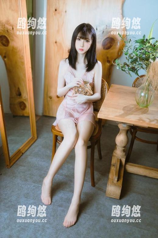 许岚LAN的牛仔裤图集，更新速度比我洗衣服快。