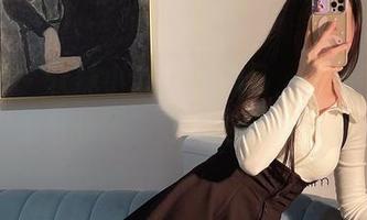 微密圈 - 软妹小九九的作品，一组健身裤写真，想象和现实之间的暧昧恰到好处。