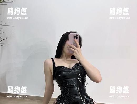 微密圈 - 最后的连衣裙？铁锤姐姐给你最新照片一瞧。