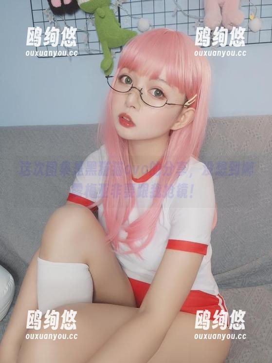 这次图集是黑猫猫ovo的分享，没想到娜露梅亚非要跟我抢镜！